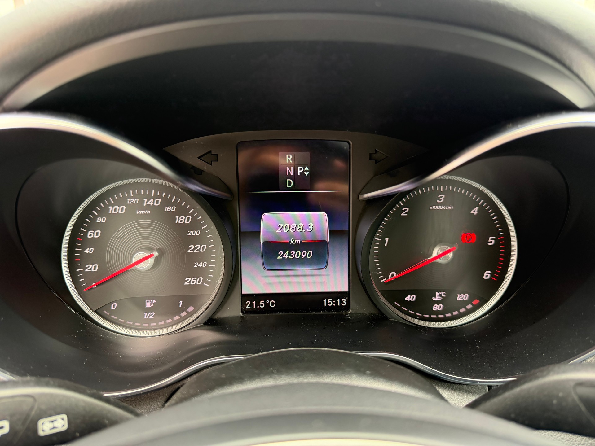 MERCEDES-BENZ C 250 BlueTEC Avantgarde 4Matic 7G-Tronic-image-8