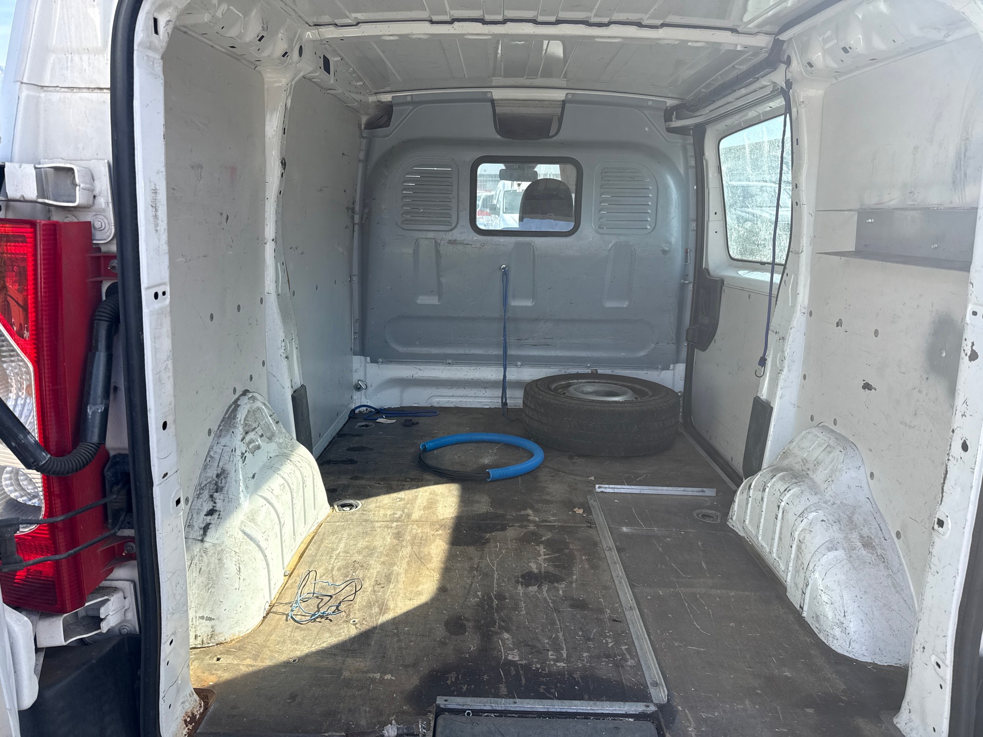 CITROEN Jumpy 2.0 HDi 12 L2H1-image-9