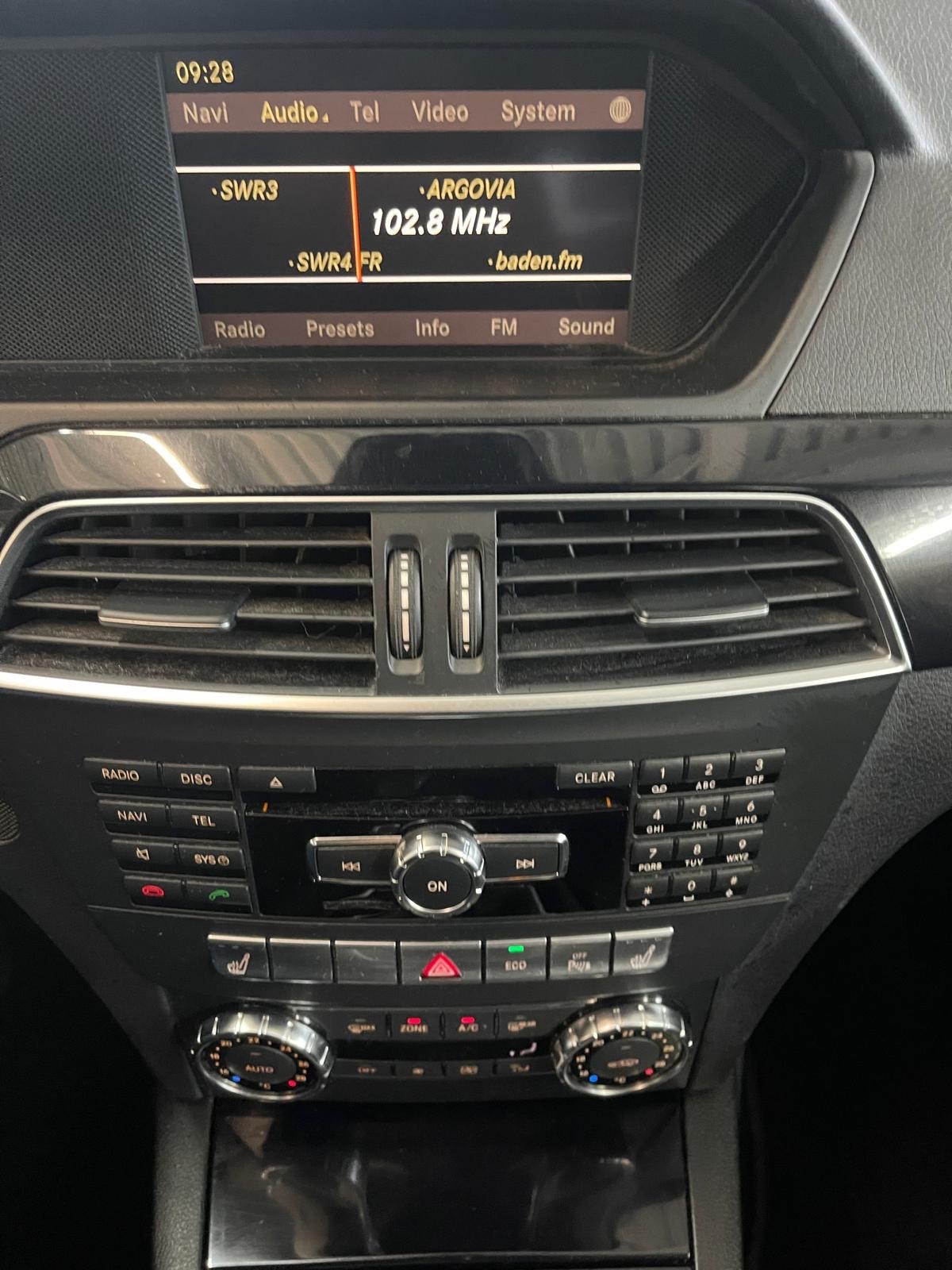 MERCEDES-BENZ C 200 CDI Elégance | CH-Auto | Anhängerkupplung 1800kg.-image-11