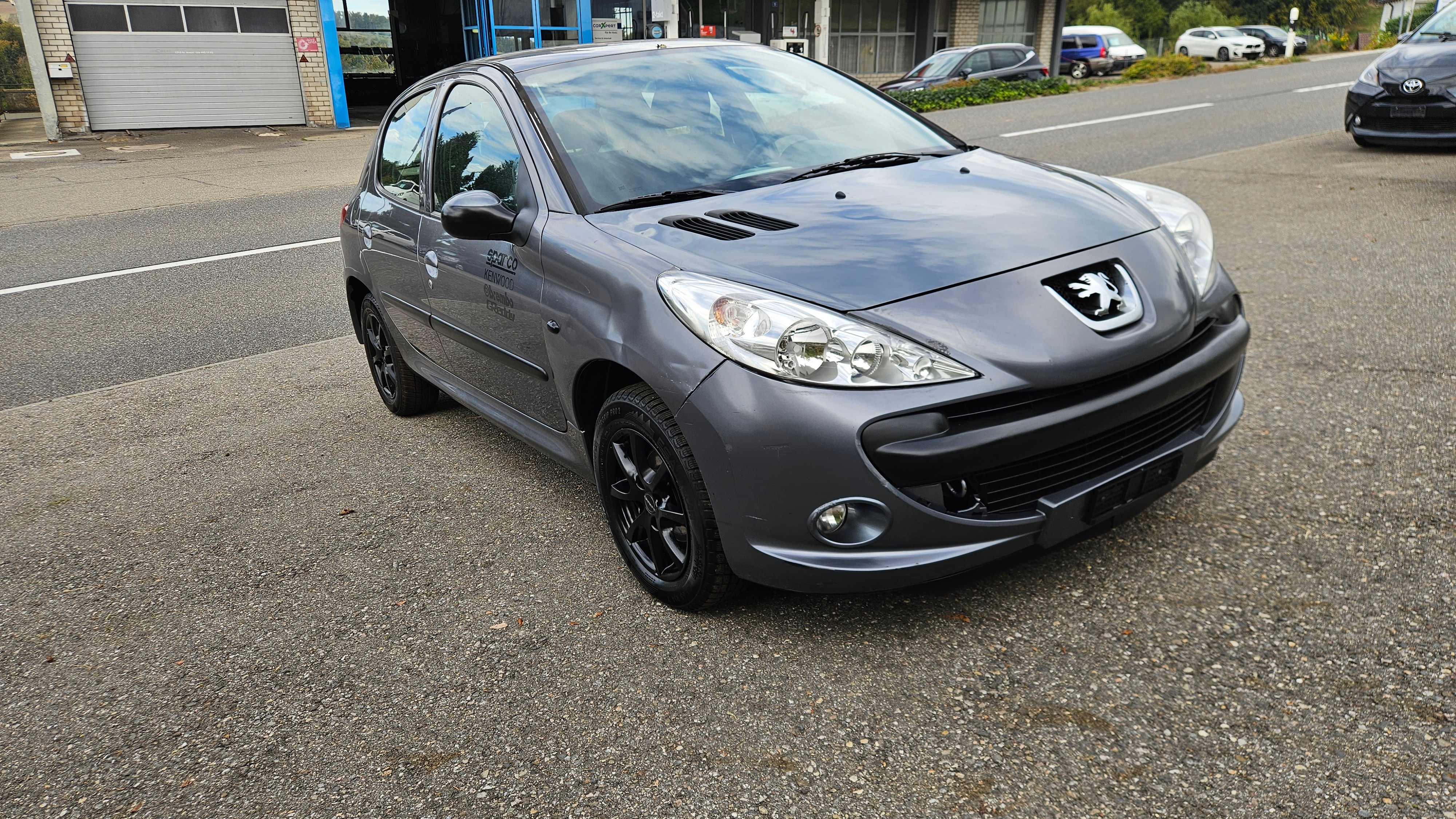 Car photo