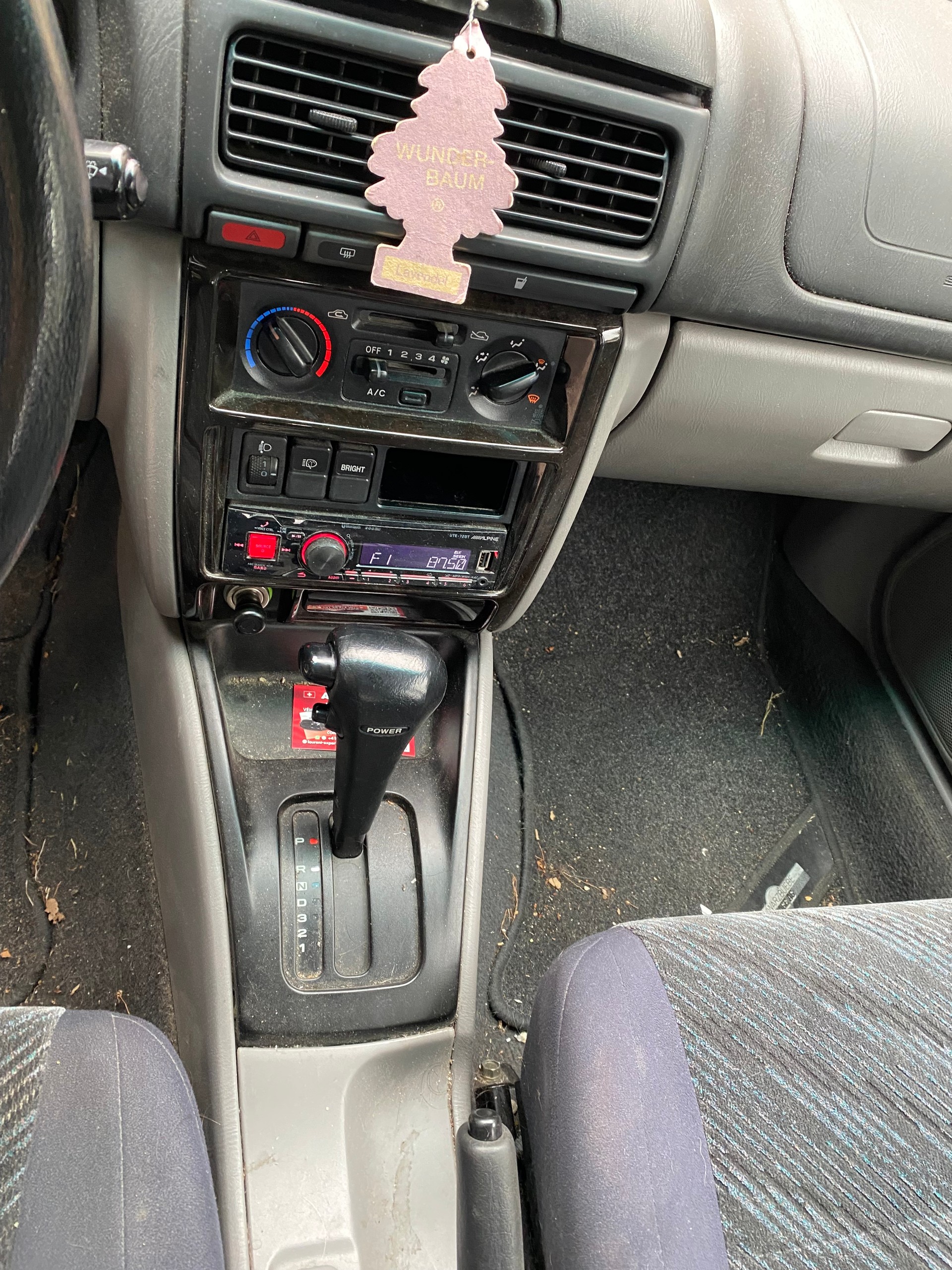 SUBARU Forester 2.0 Comfort Automatic-image-5