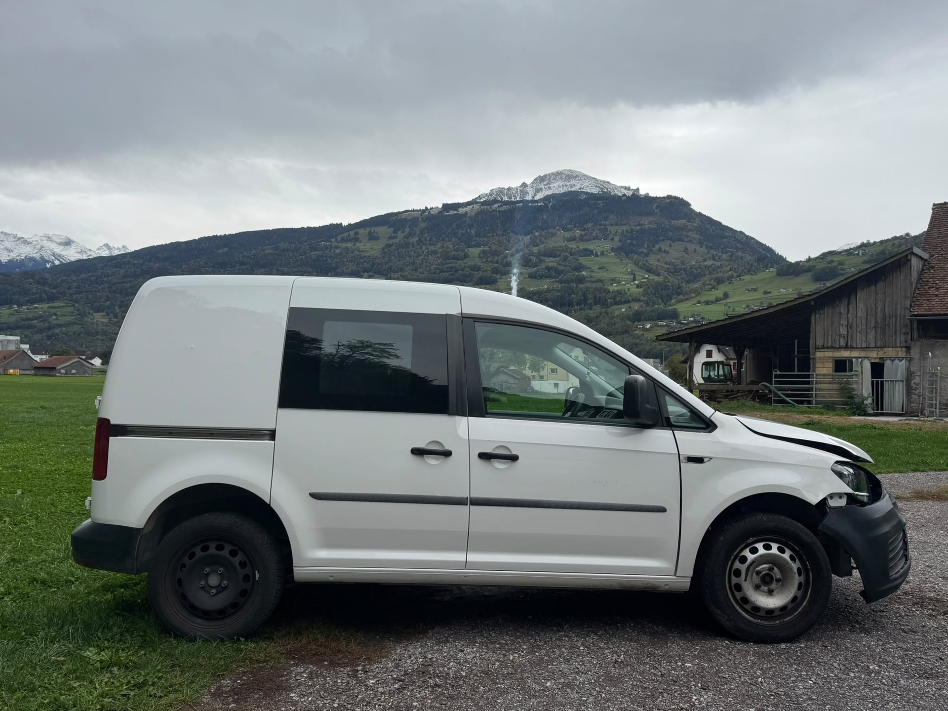 VW Caddy 2.0TDI BlueMotion Technology DSG-image-10