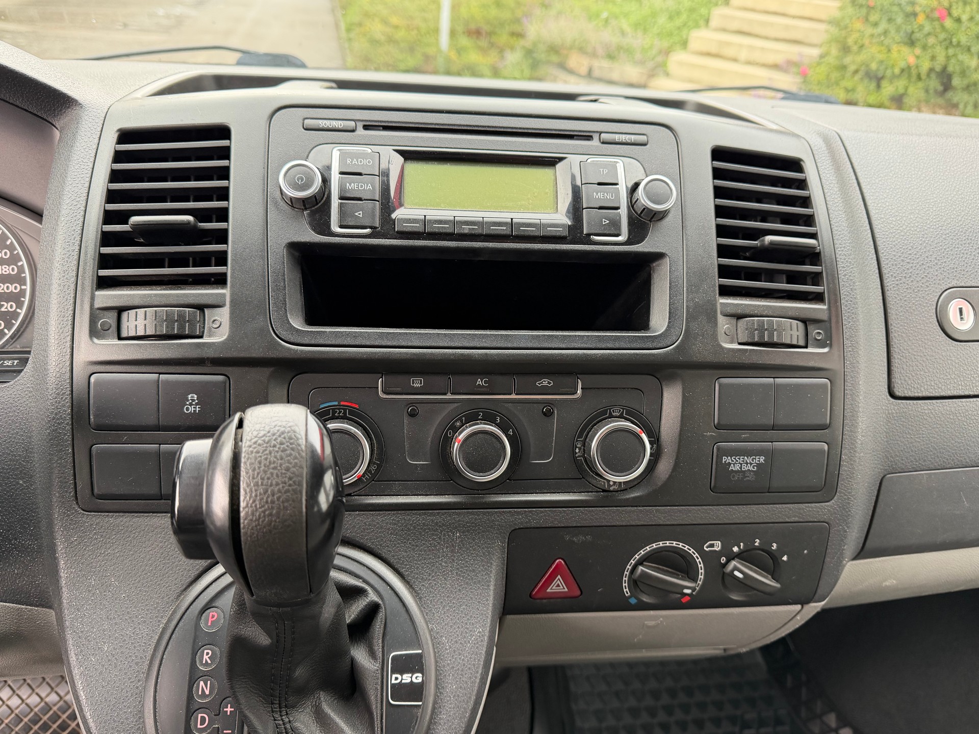 VW T5 2.0 TDI BMT DSG-image-7