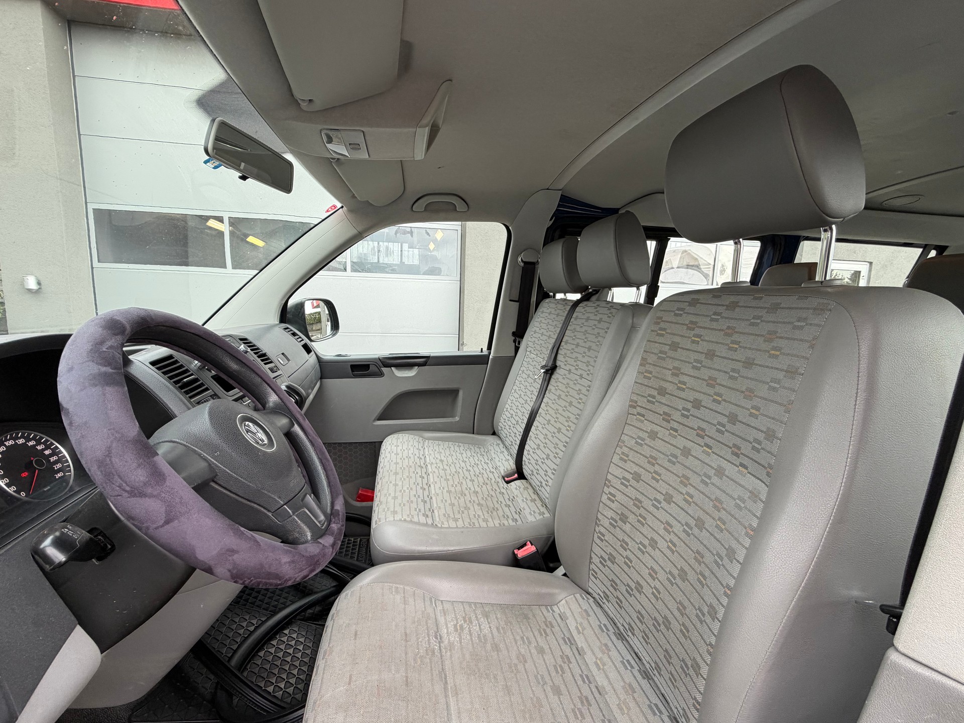 VW T5 2.0 TDI BMT DSG-image-6