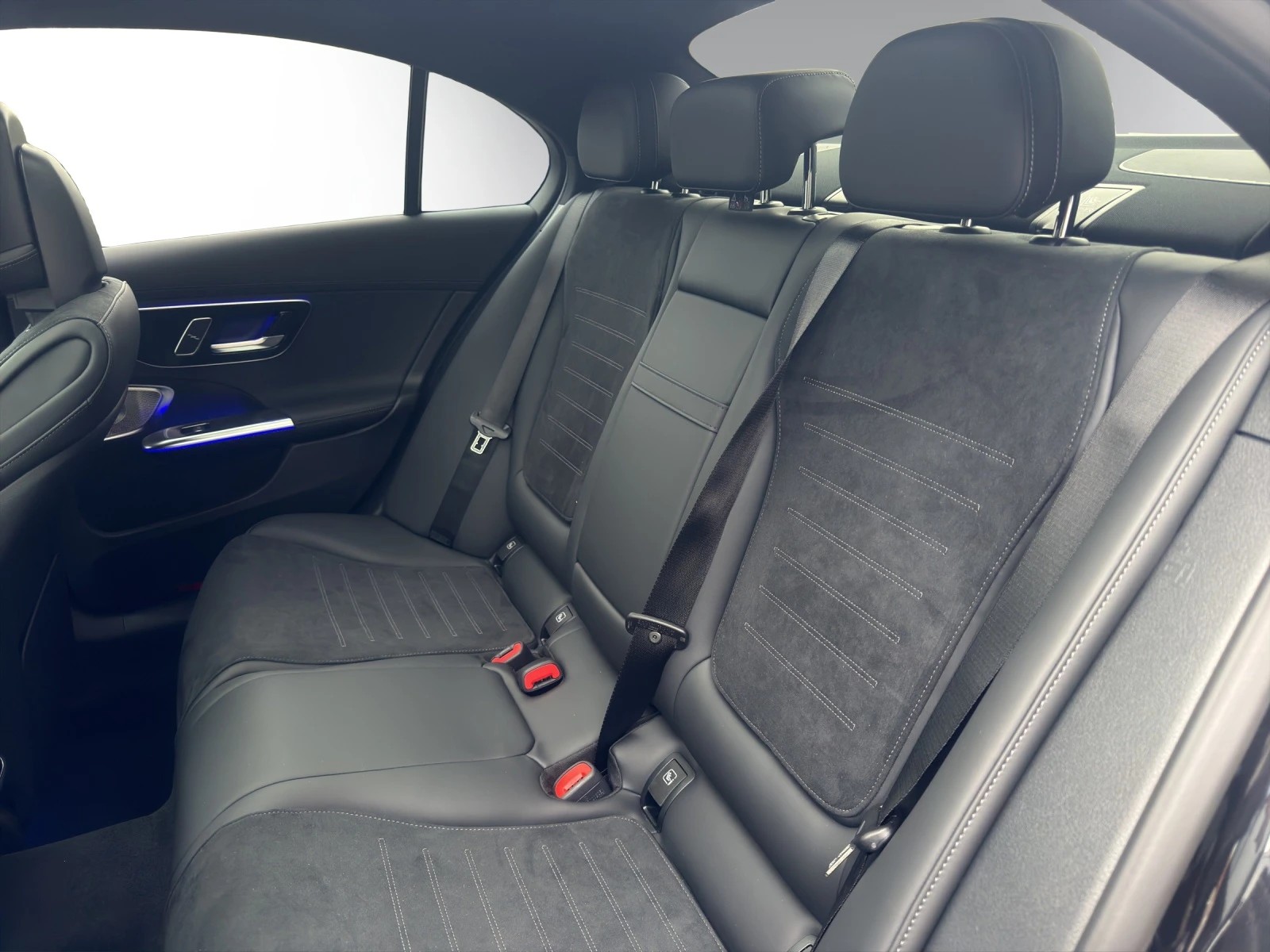 MERCEDES-BENZ C 220 d 4 Matic Swiss Star-image-10
