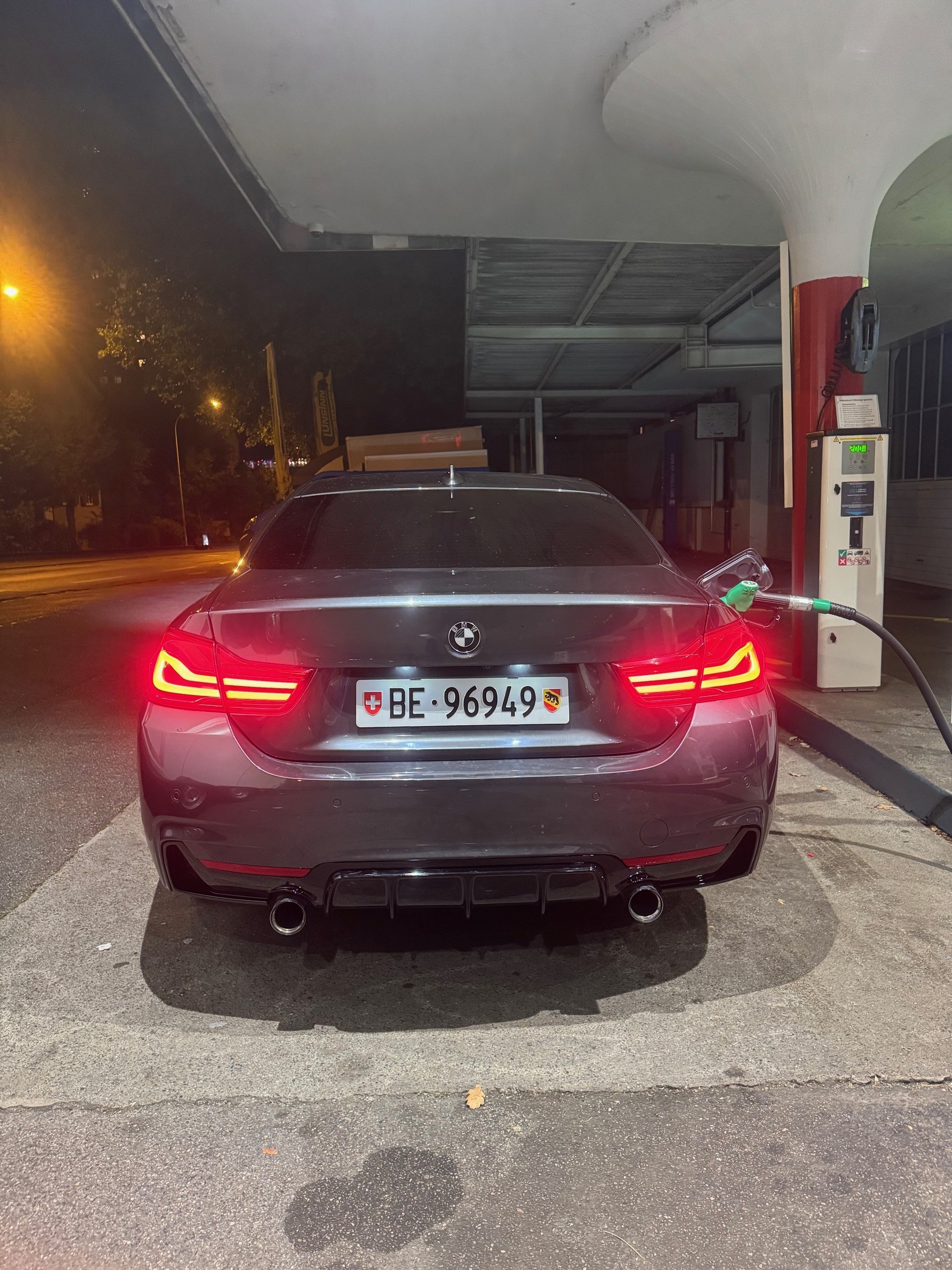 BMW 440i Coupé xDrive Power & Sound Ed. Steptronic-image-2