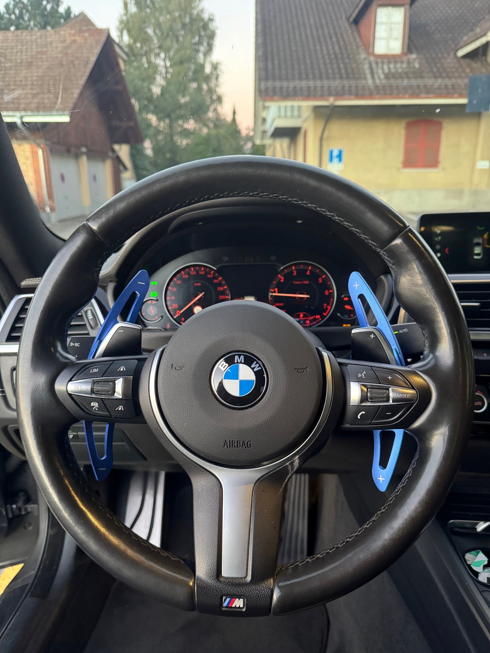 BMW 440i Coupé xDrive Power & Sound Ed. Steptronic-image-4