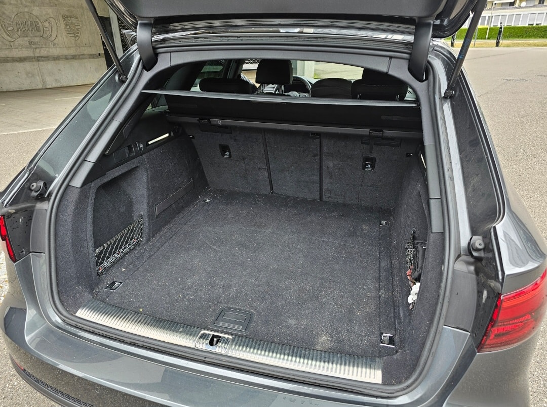 AUDI A4 Avant 2.0 TDI Sport quattro S-tronic-image-12