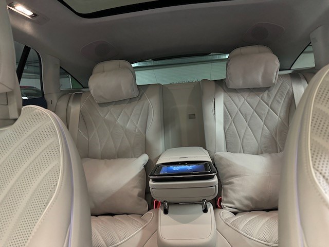 MERCEDES-BENZ EQS 580 4Matic Edition 1 Premium-Plus-Paket-image-17
