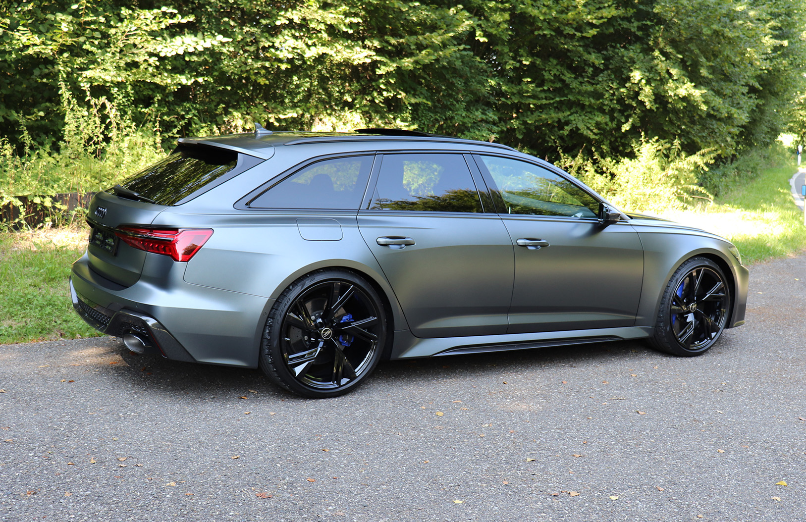 AUDI RS6 Avant 4.0 TFSI V8 quattro-image-8