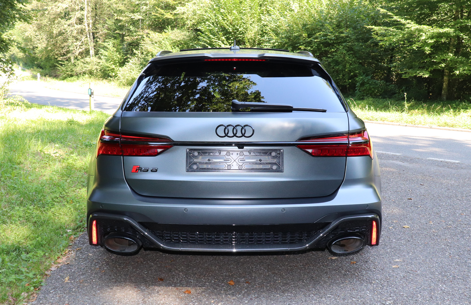 AUDI RS6 Avant 4.0 TFSI V8 quattro-image-10