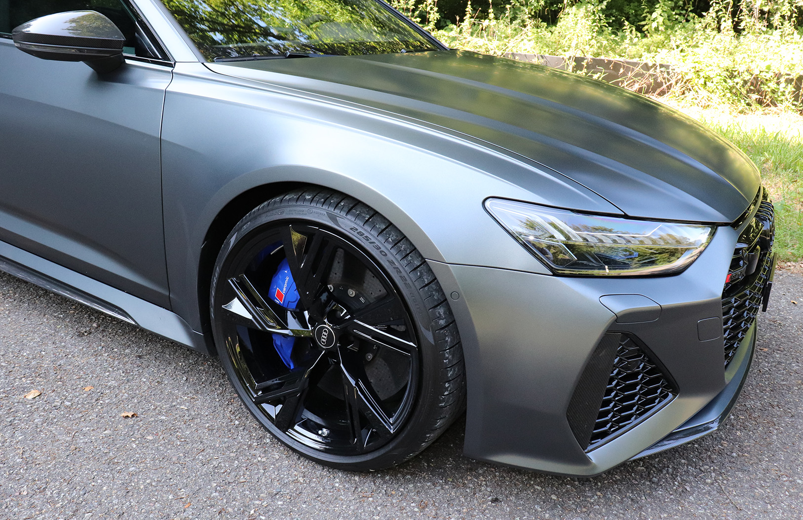 AUDI RS6 Avant 4.0 TFSI V8 quattro-image-3