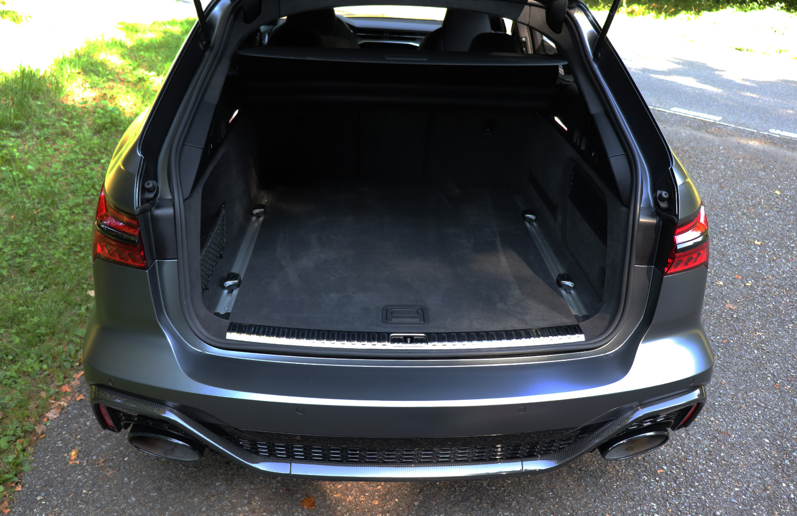 AUDI RS6 Avant 4.0 TFSI V8 quattro-image-13