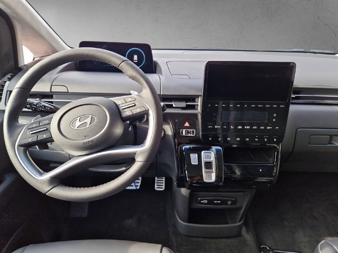 HYUNDAI Staria Premium Vertex 1.6 T-GDi HEV MY25-image-7