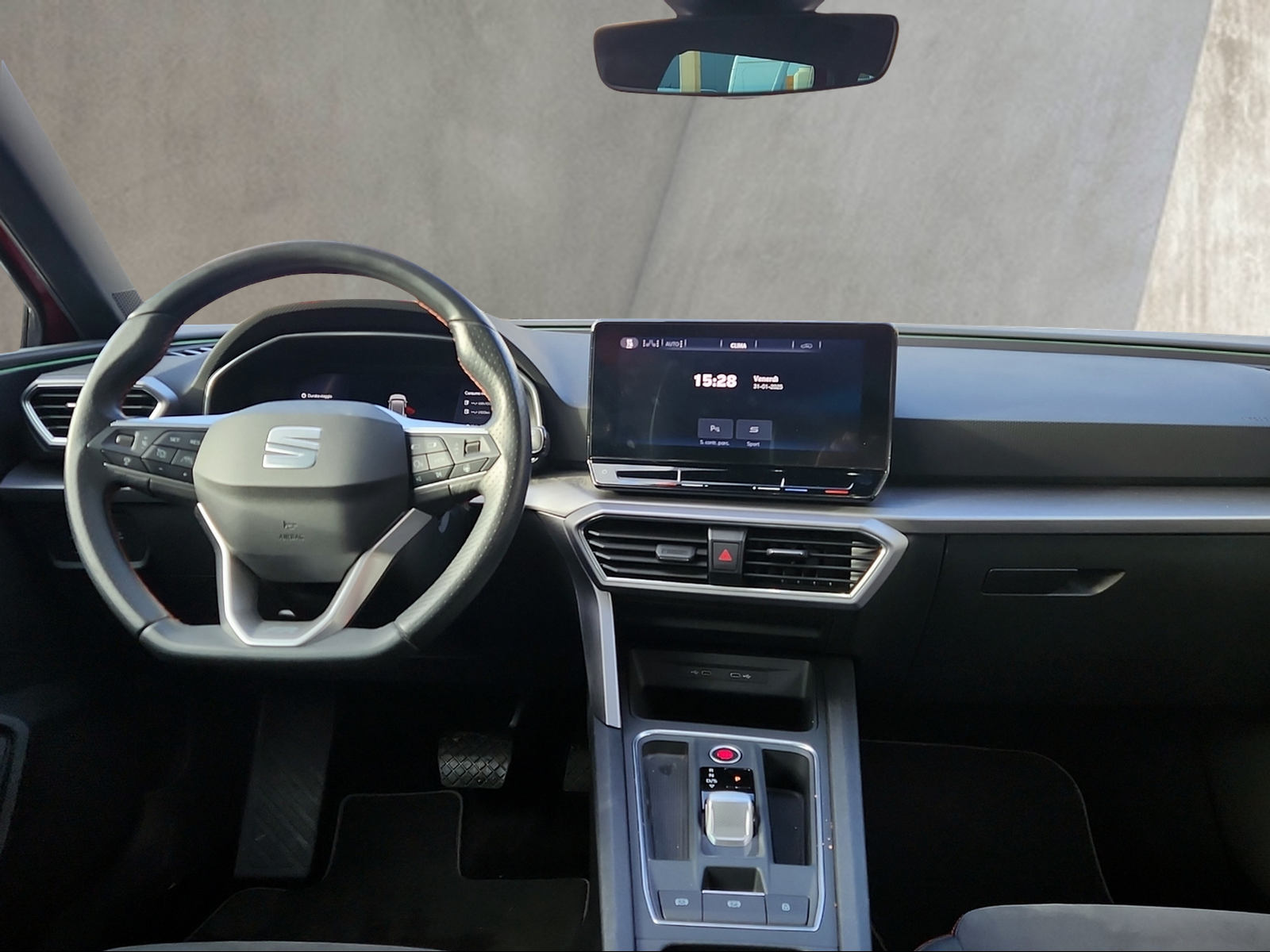 SEAT Leon ST 1.4 eHybrid pHEV DSG Hola FR-image-10