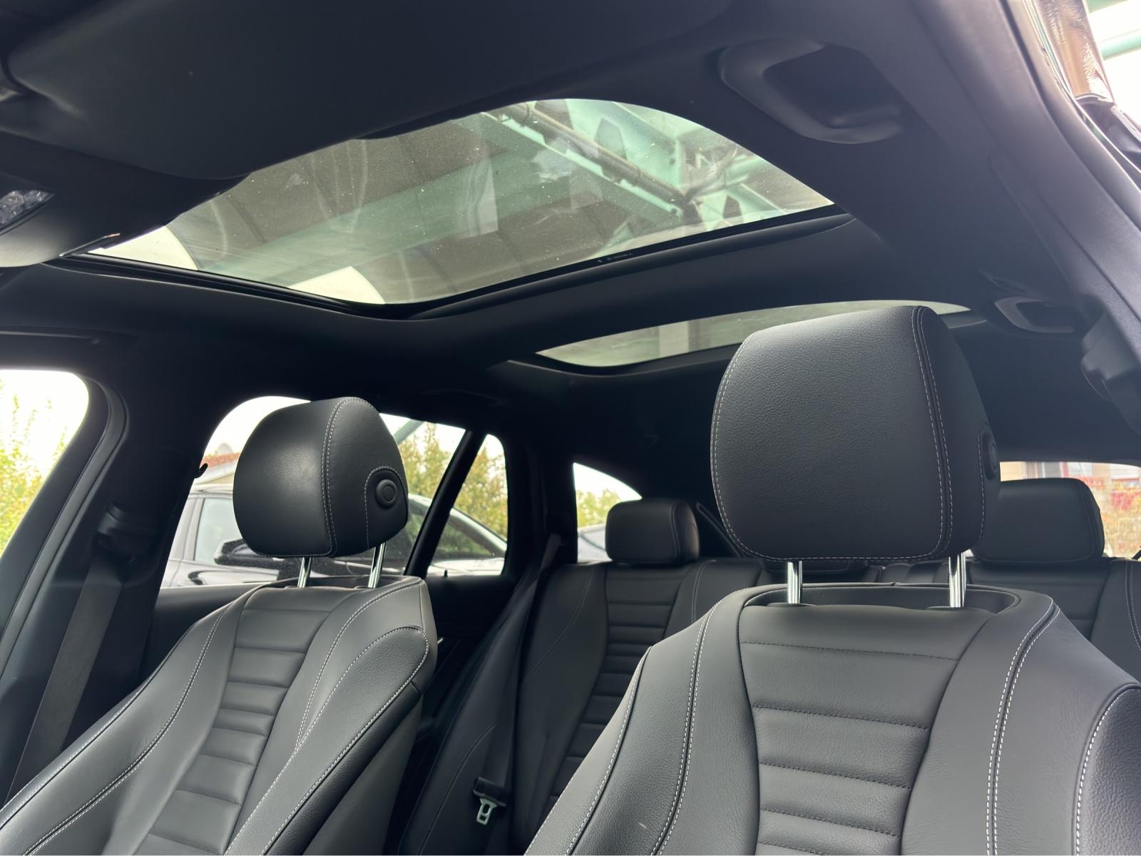 MERCEDES-BENZ E 400 d AMG Line 4matic Kombi-image-12