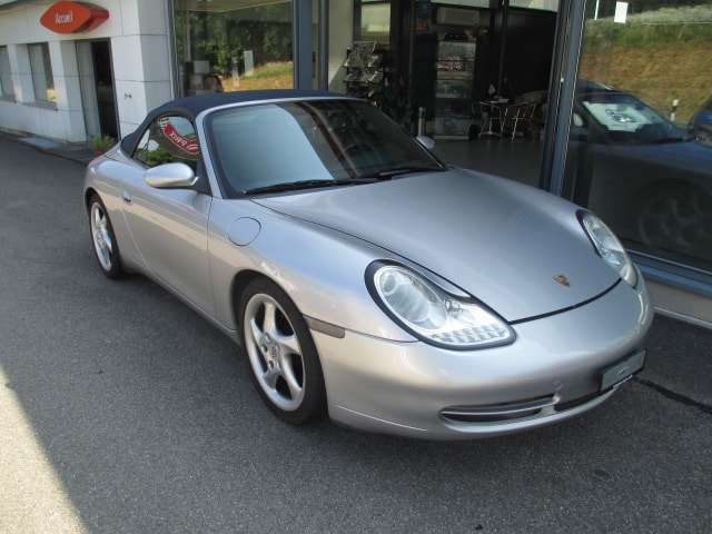PORSCHE 911 Carrera Cabrio-image-2