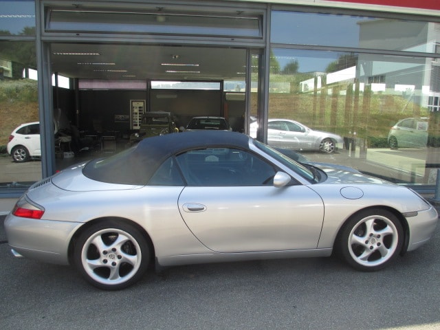PORSCHE 911 Carrera Cabrio-image-1