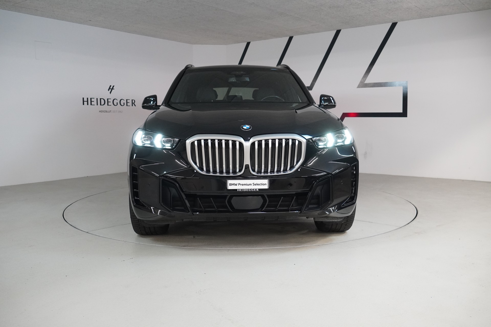BMW X5 xDrive 48V 30d M Sport Steptronic-image-1