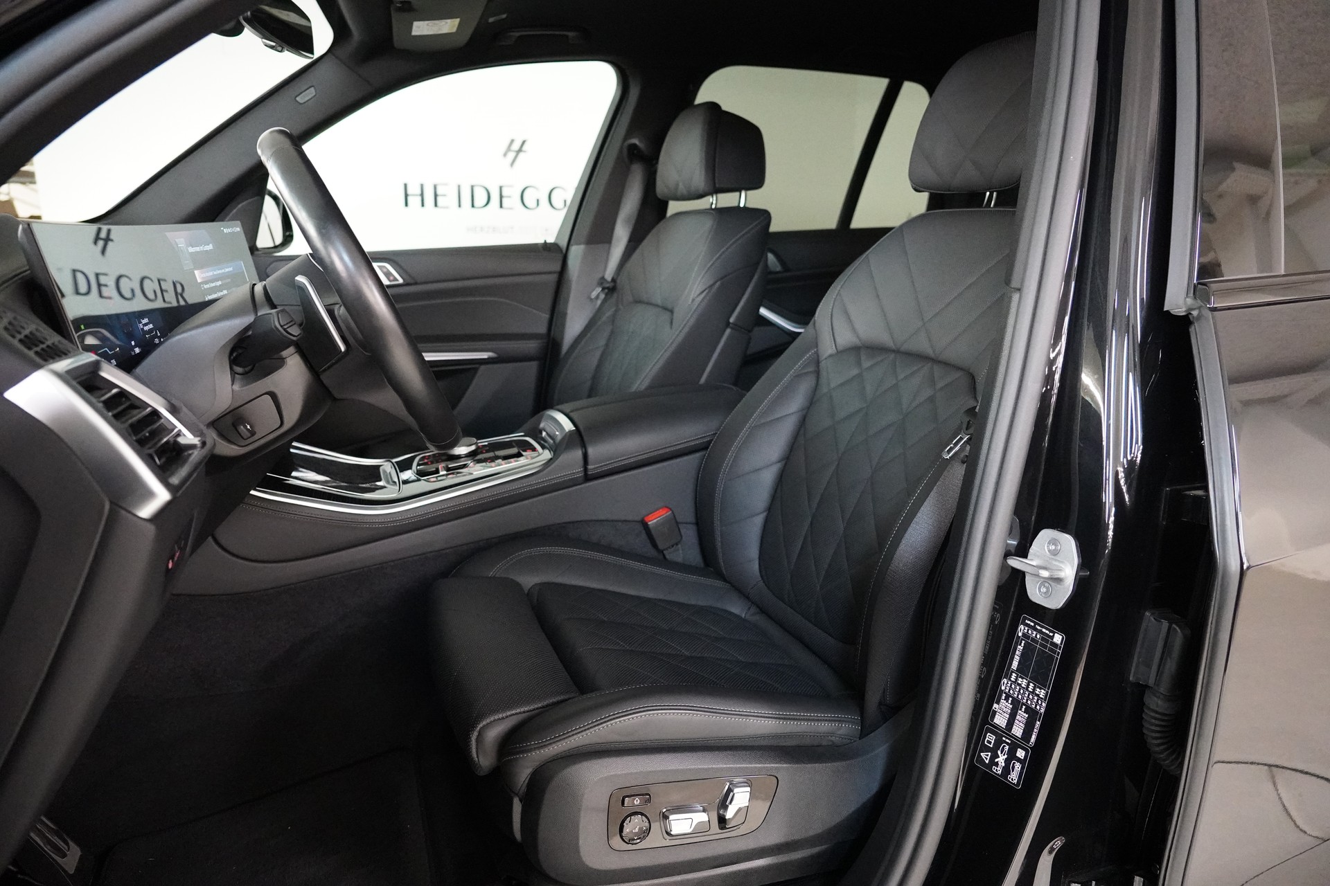 BMW X5 xDrive 48V 30d M Sport Steptronic-image-11