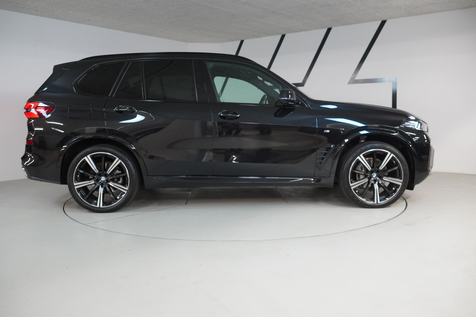 BMW X5 xDrive 48V 30d M Sport Steptronic-image-7