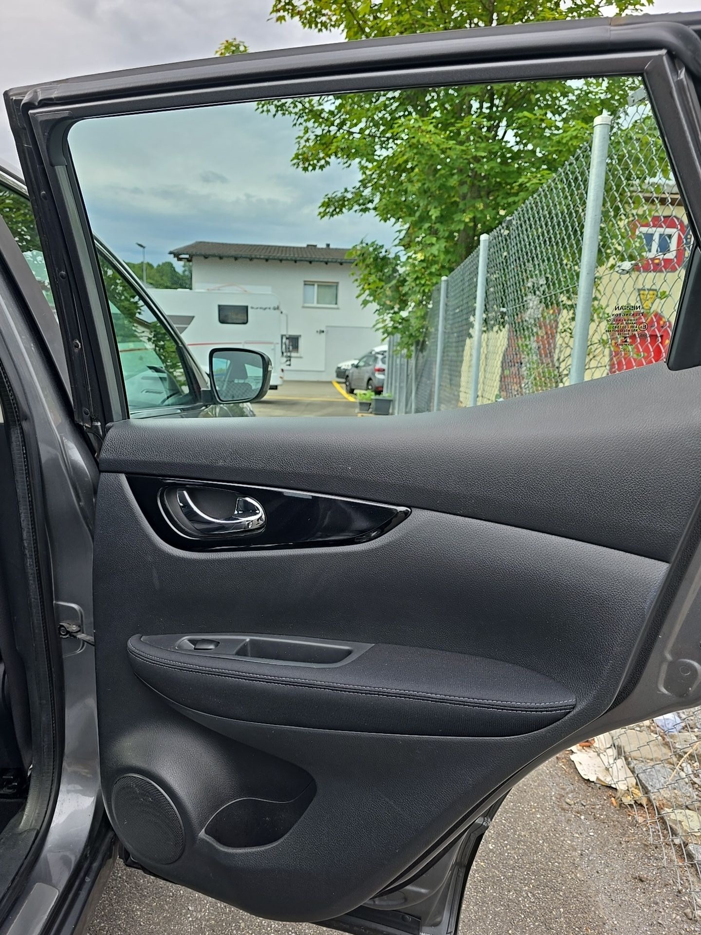 NISSAN Qashqai 1.2 DIG-T acenta-image-18