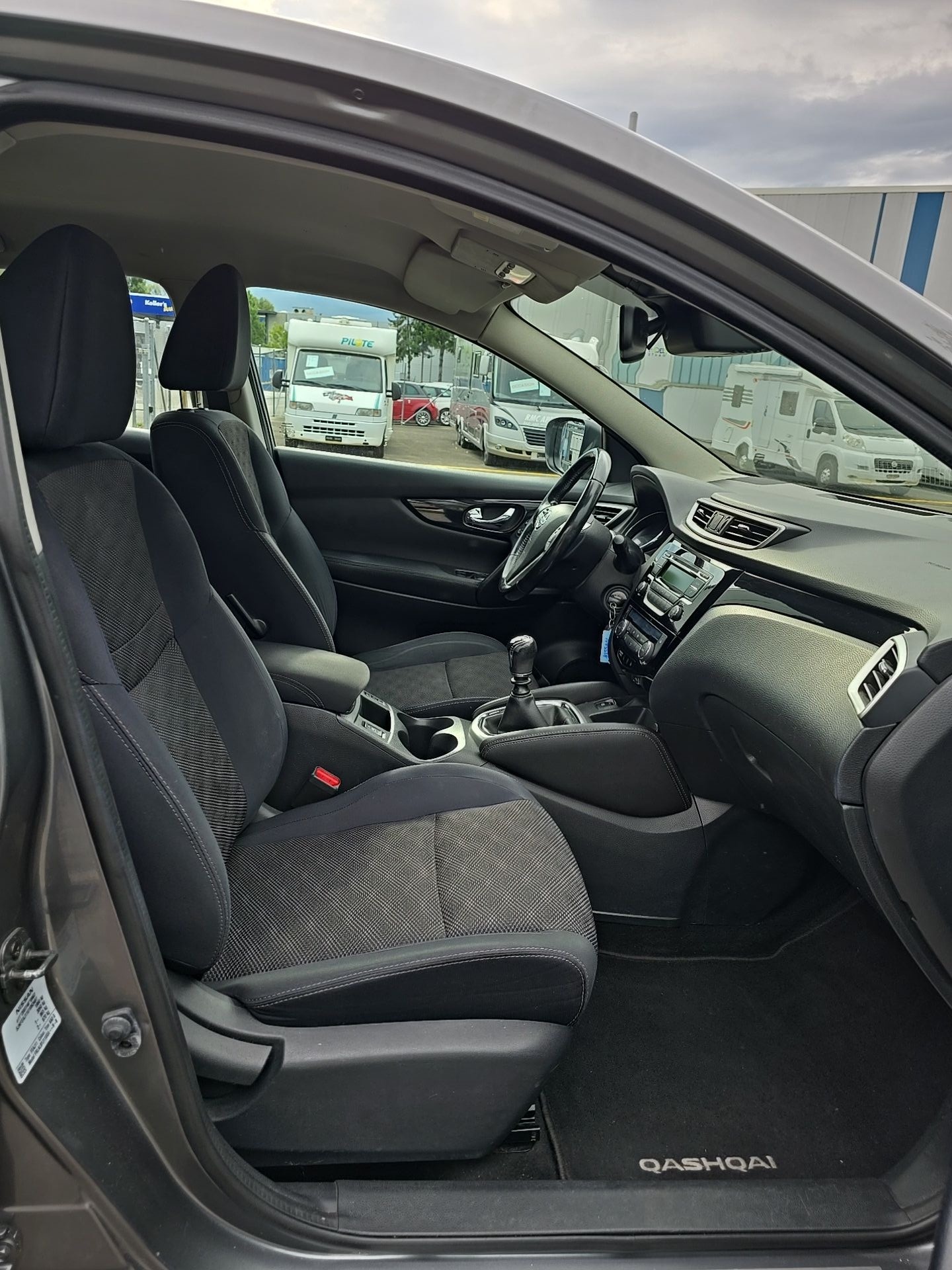 NISSAN Qashqai 1.2 DIG-T acenta-image-13