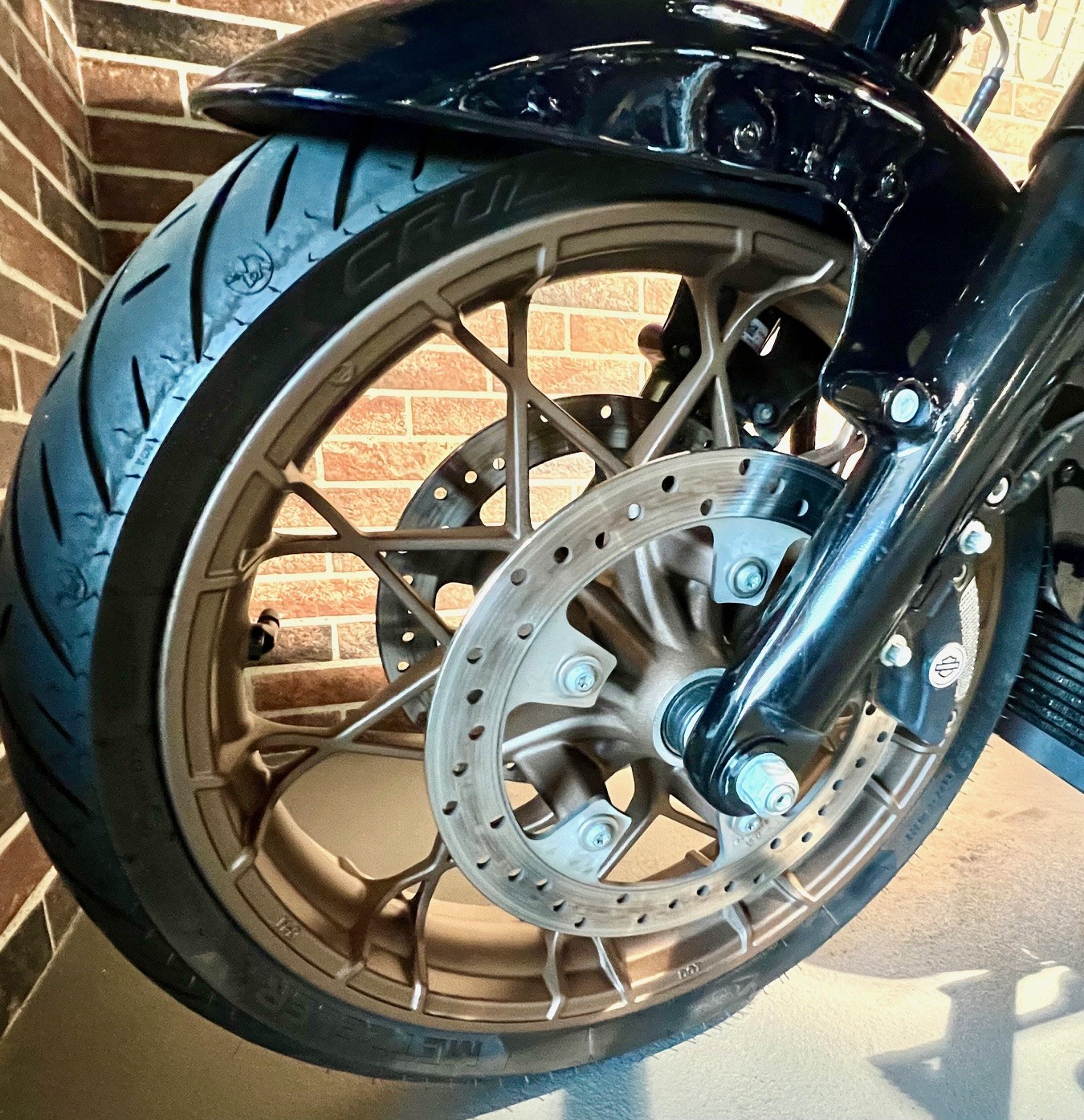 HARLEY-DAVIDSON FLHXST Street Glide ST 117-showroom-element-3