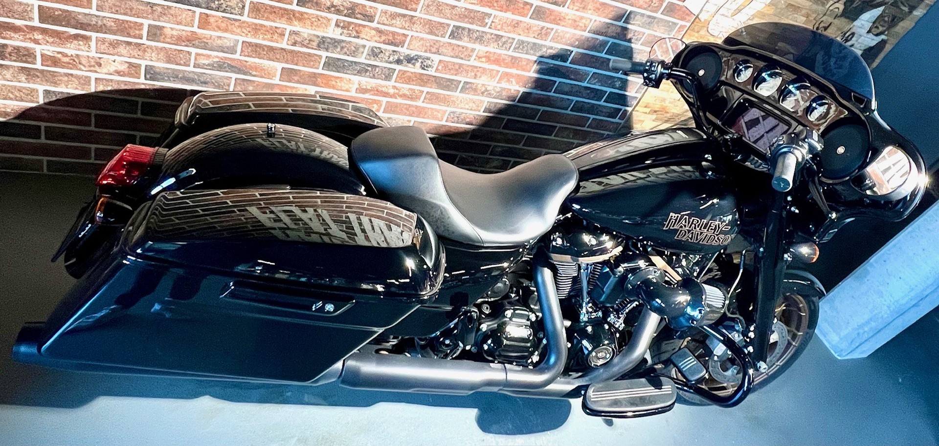 HARLEY-DAVIDSON FLHXST Street Glide ST 117-image-9