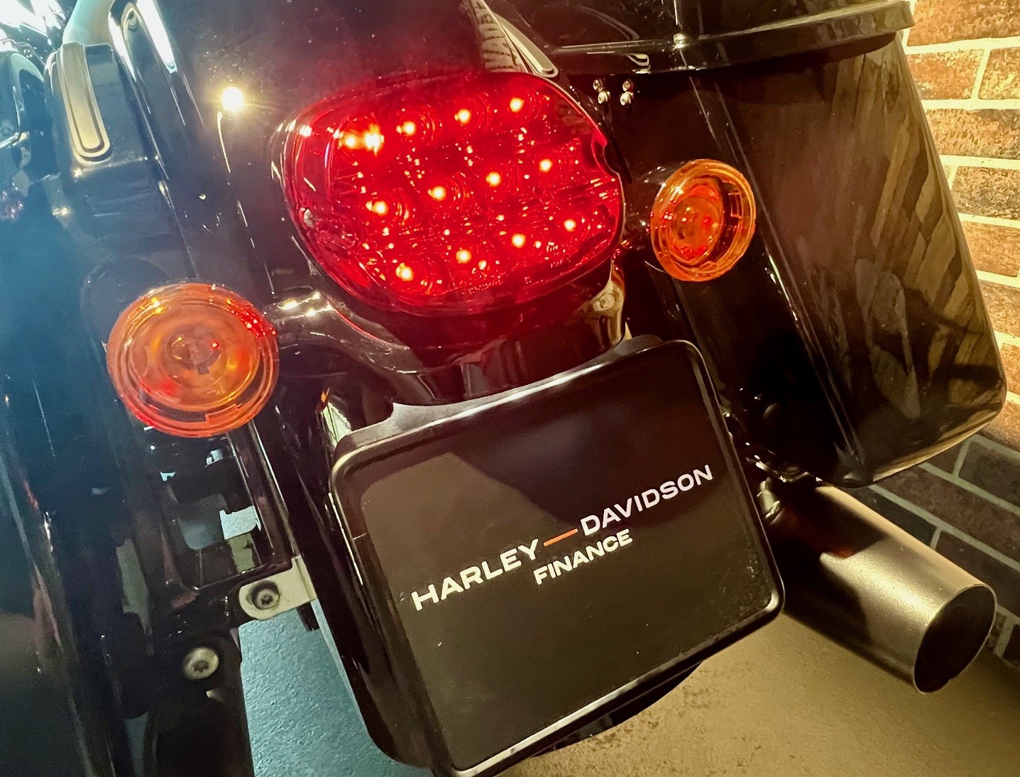 HARLEY-DAVIDSON FLHXST Street Glide ST 117-showroom-element-2
