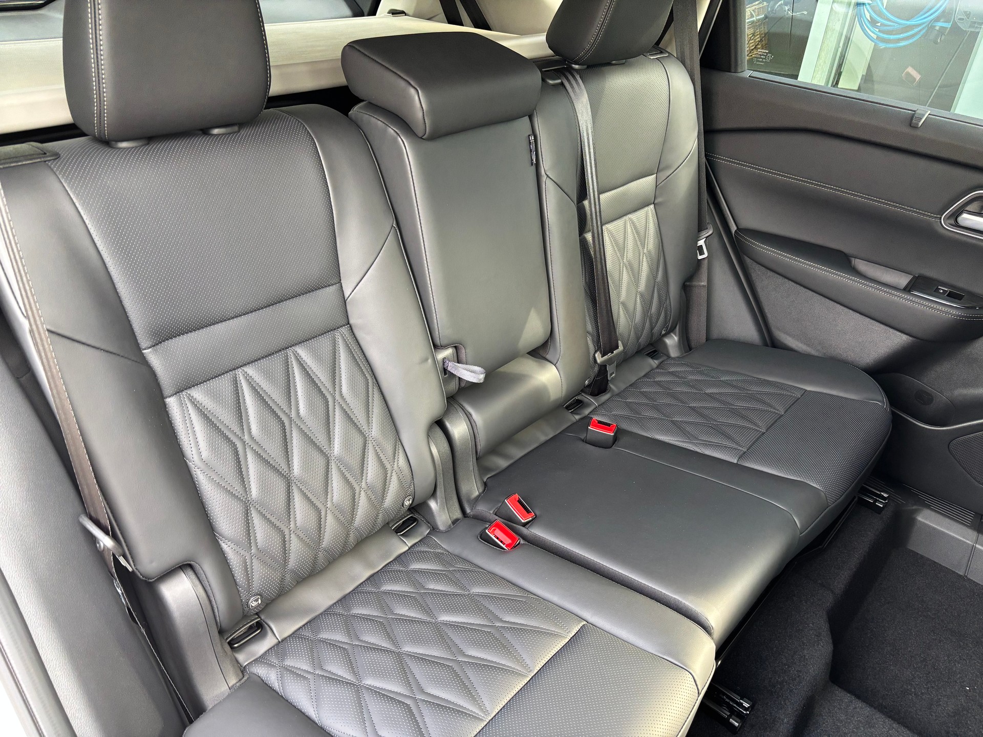 NISSAN X-Trail 1.5 4WD 7Plätzer Tekna+-image-7