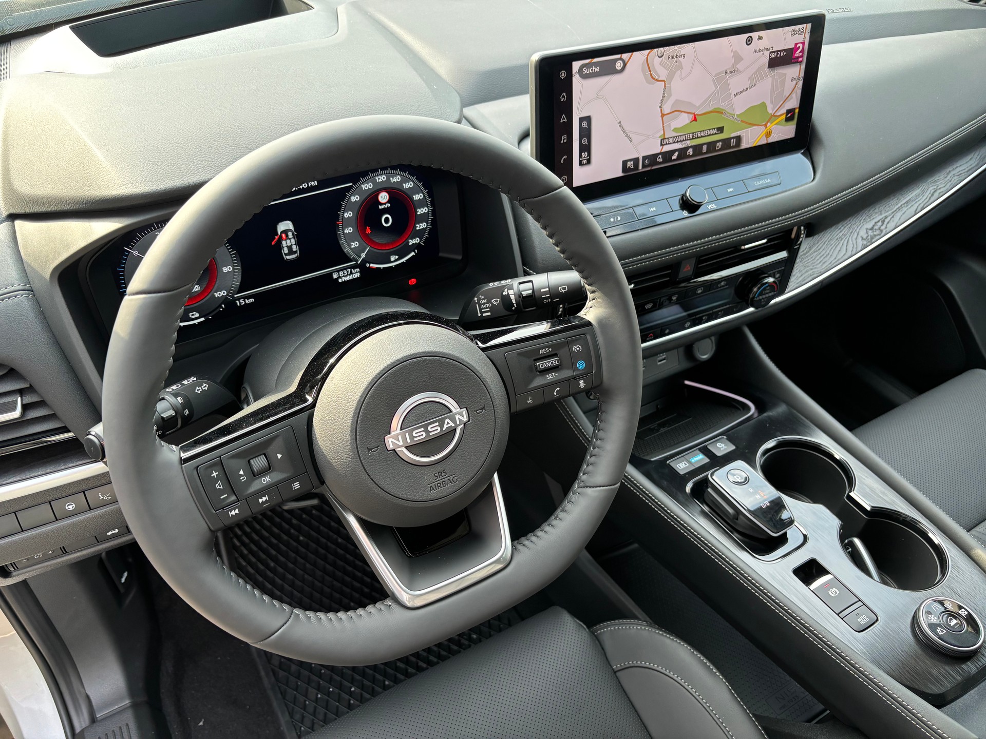 NISSAN X-Trail 1.5 4WD 7Plätzer Tekna+-image-12