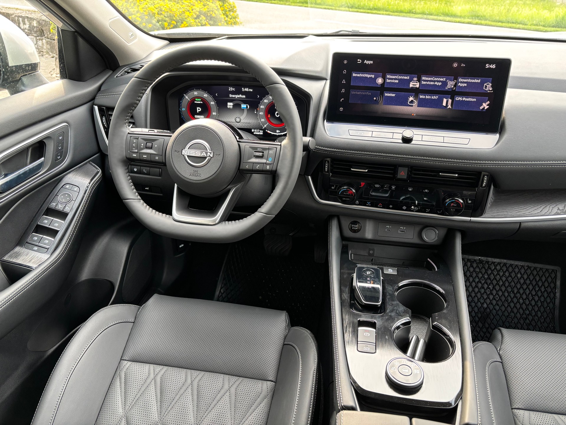 NISSAN X-Trail 1.5 4WD 7Plätzer Tekna+-image-10