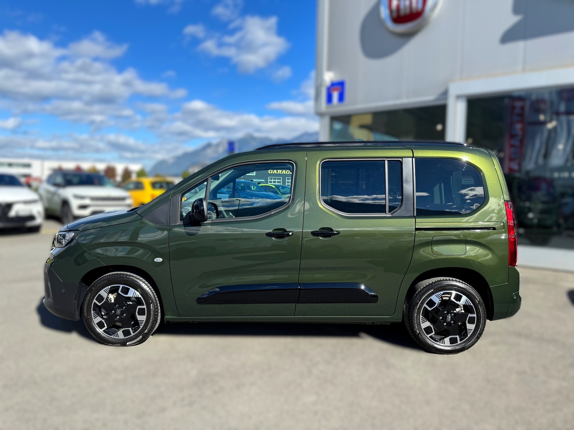 FIAT E-Doblò Elektro 100kW Lounge-showroom-element-2