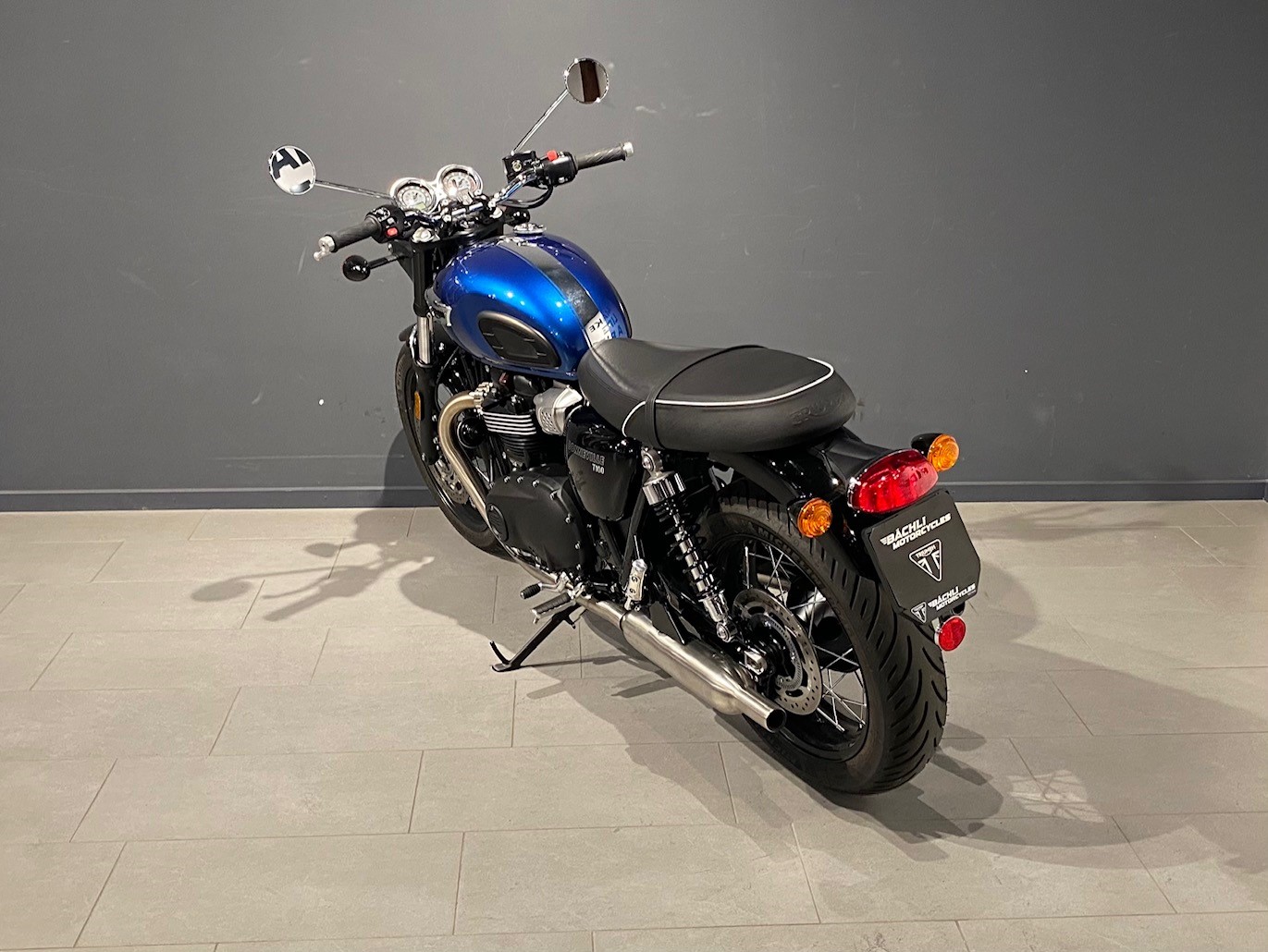 TRIUMPH Bonneville 900 T 100-image-4
