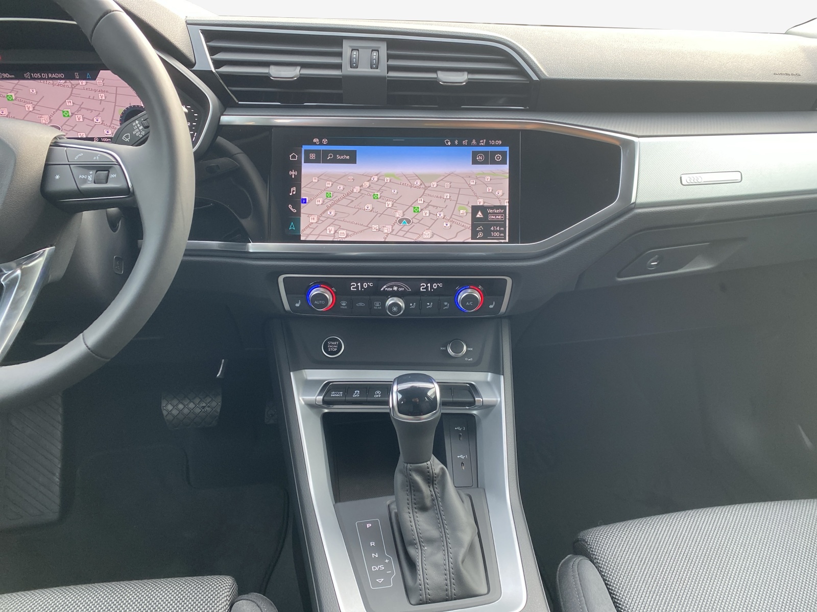 AUDI Q3 Sportback 35 TFSI Attraction S-tronic-image-10