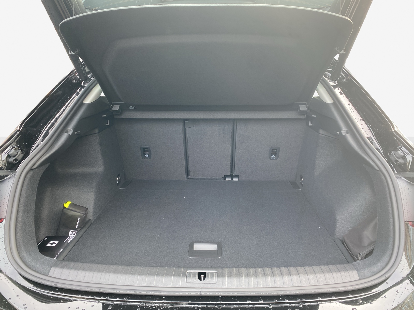 AUDI Q3 Sportback 35 TFSI Attraction S-tronic-image-12