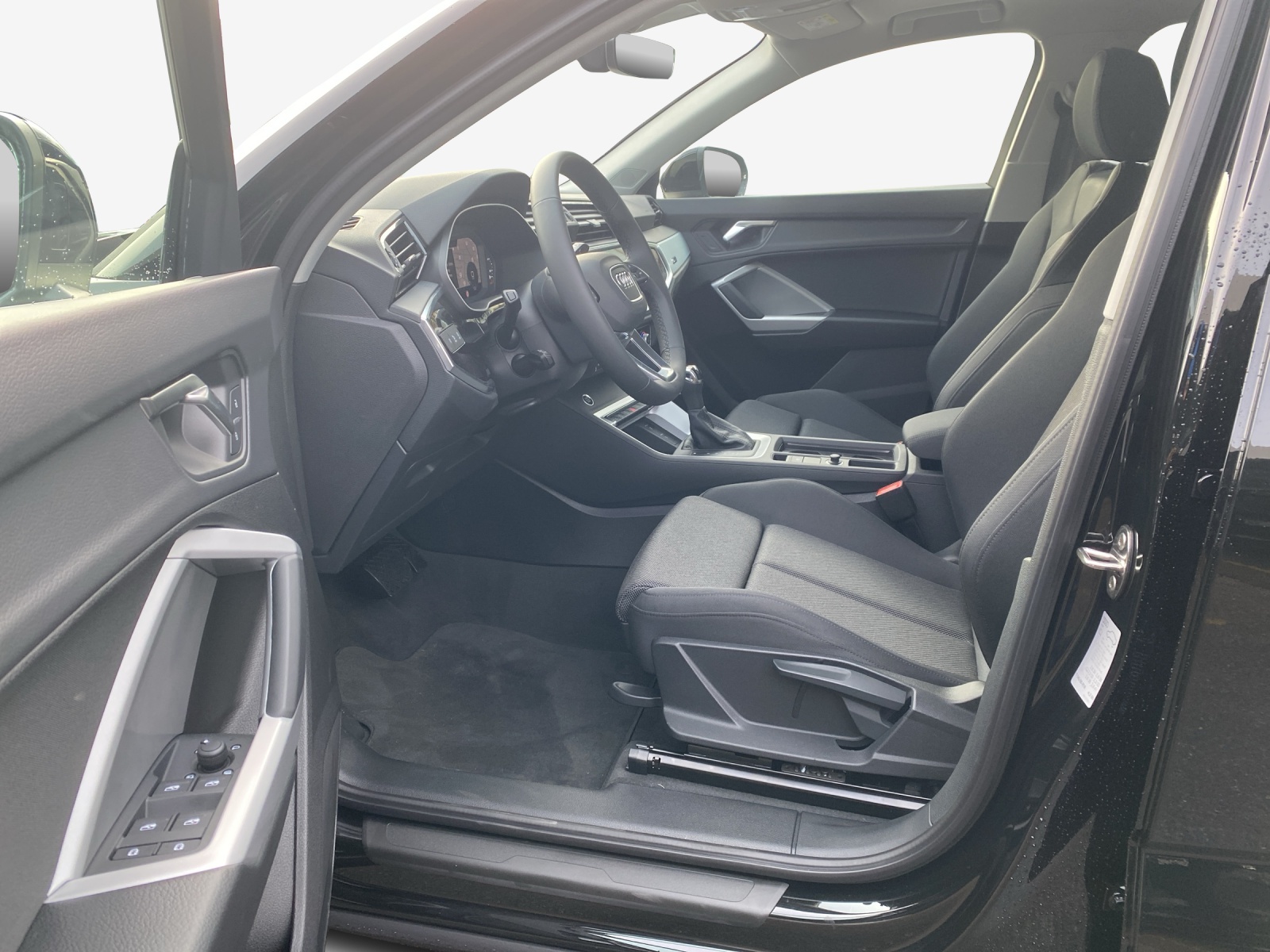 AUDI Q3 Sportback 35 TFSI Attraction S-tronic-image-7
