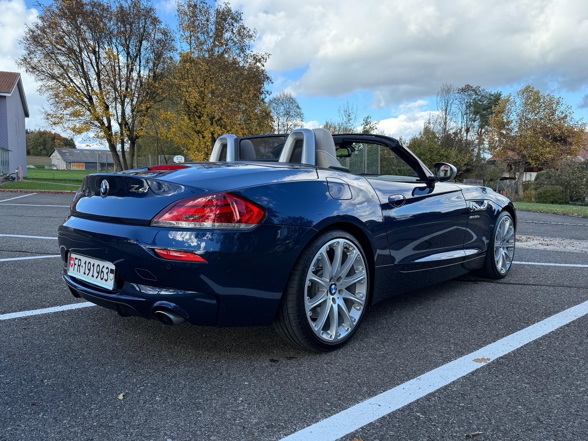 BMW Z4 sDrive35is DKG-image-5