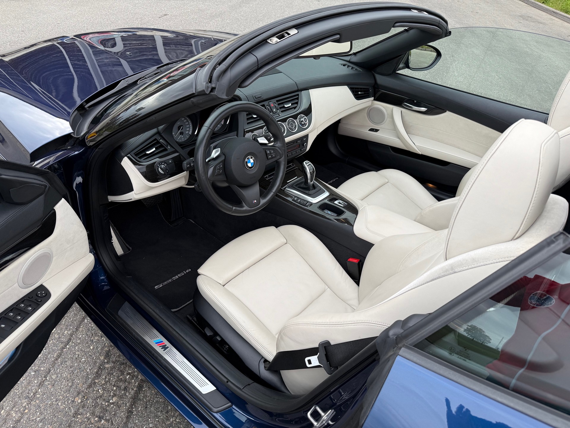 BMW Z4 sDrive35is DKG-image-11