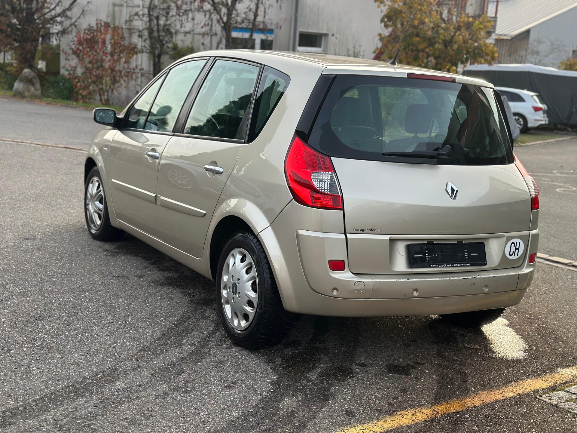 RENAULT Scénic 2.0 16V Dynamique-image-6