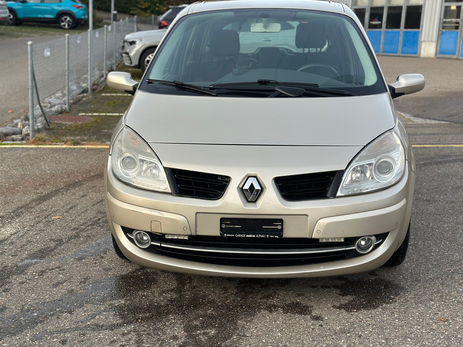 RENAULT Scénic 2.0 16V Dynamique-showroom-element-1