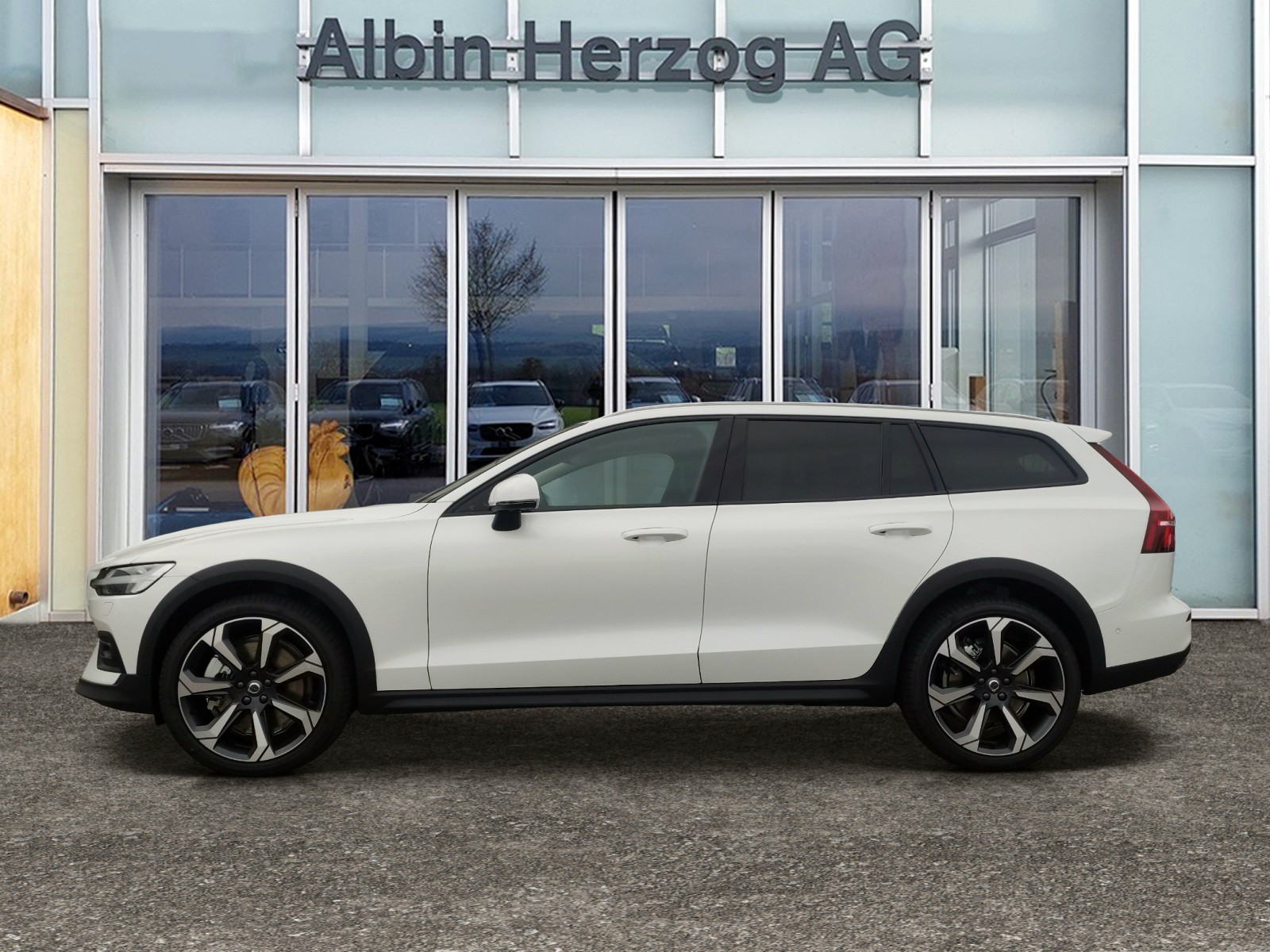 VOLVO V60 Cross Country 2.0 B5 Ultimate AWD-image-1