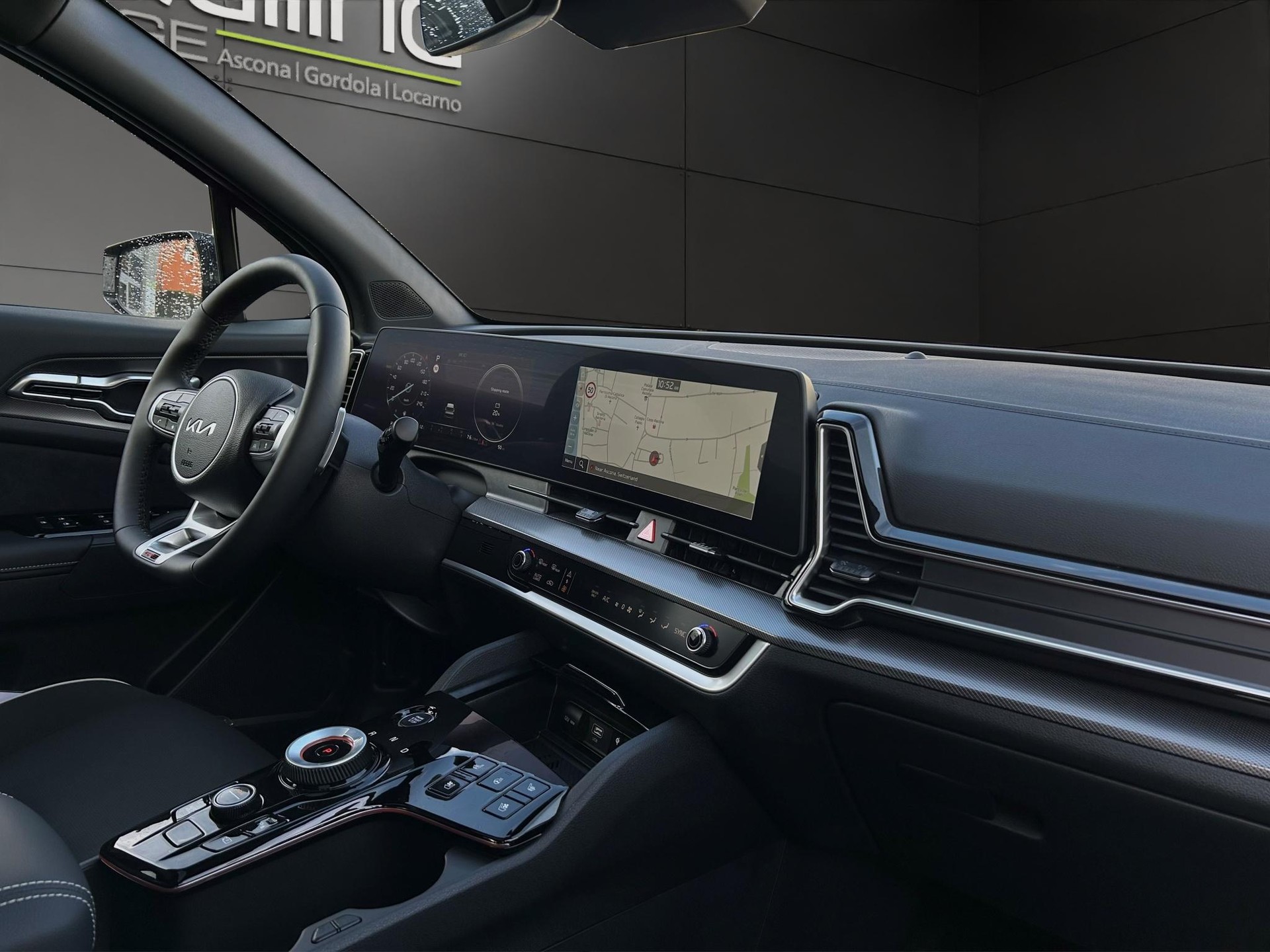 KIA Sportage 1.6 T-GDi Hybrid GT-Line-image-8