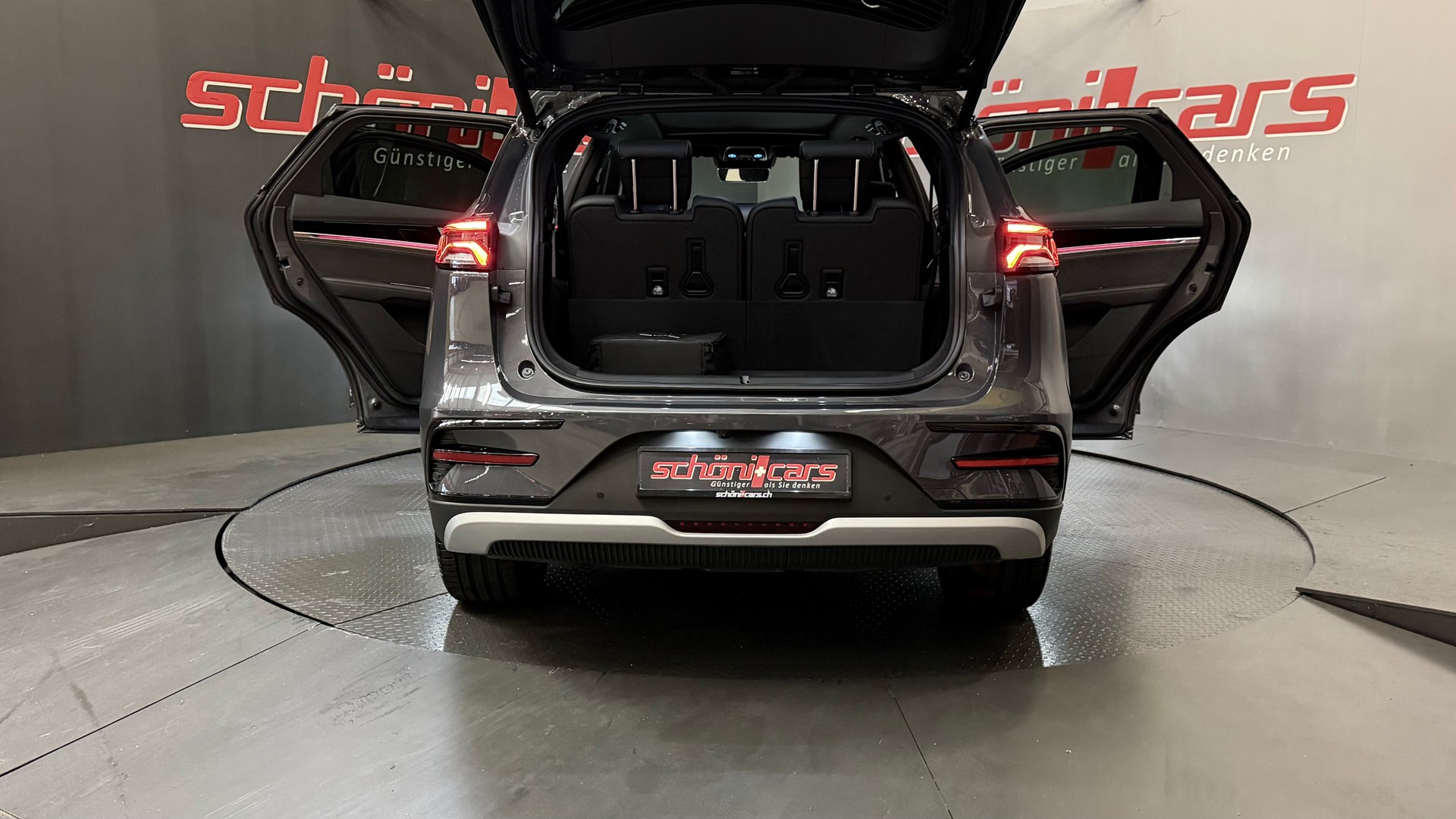 BYD TANG FLAGSHIP 7 Pl. 4x4-image-5