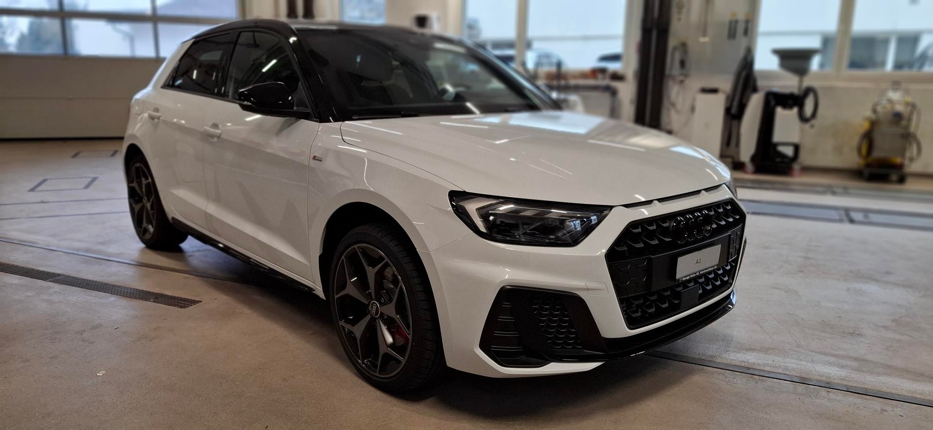 AUDI A1 Sportback 40 TFSI S Line S-tronic-image-5