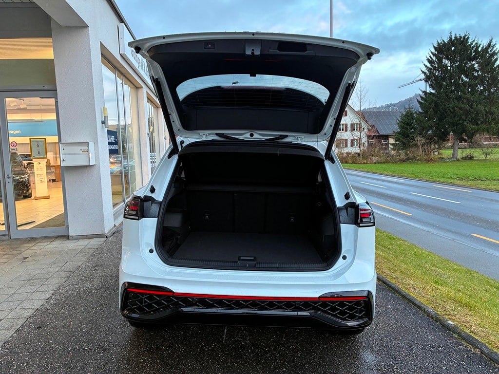 VW Tiguan 2.0 TSI DSG R-Line 4Motion-image-7