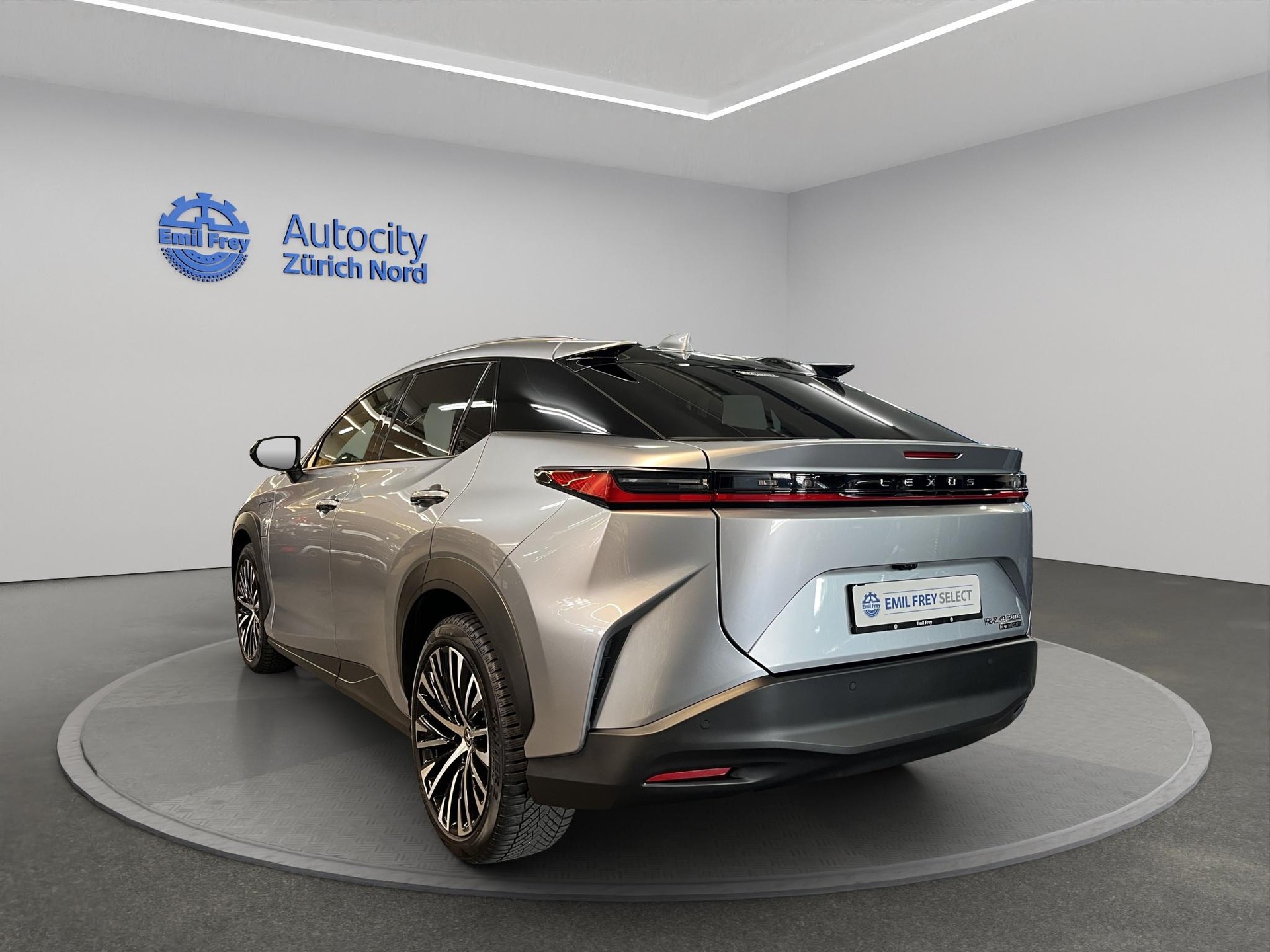 LEXUS RZ 450e Comfort-image-2