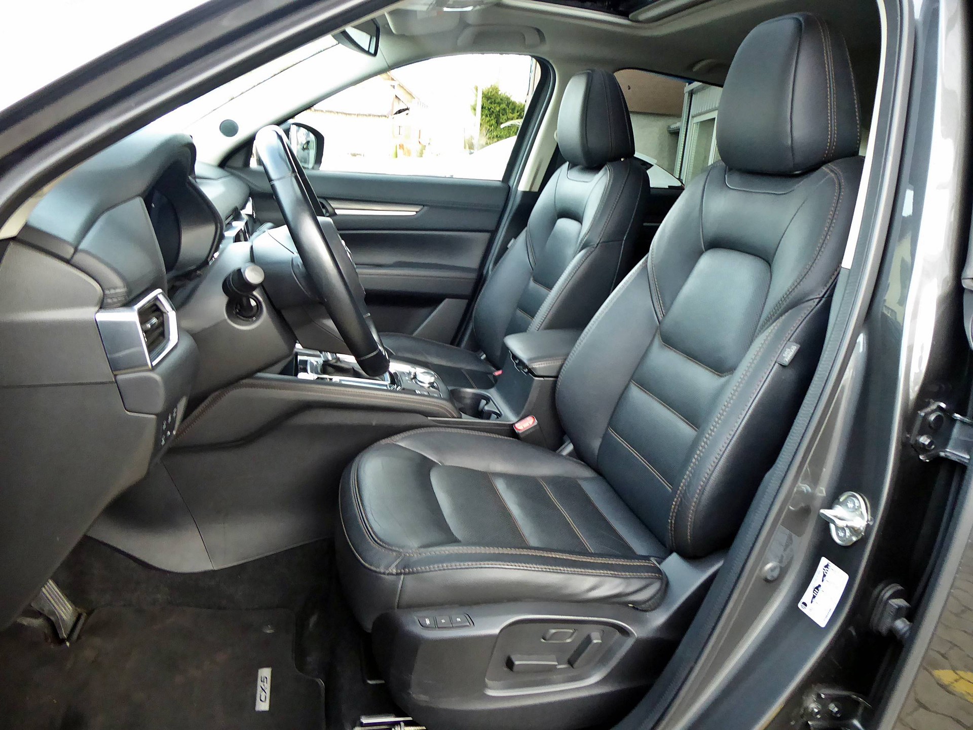 MAZDA CX-5 D 184 Revolution AWD-image-9
