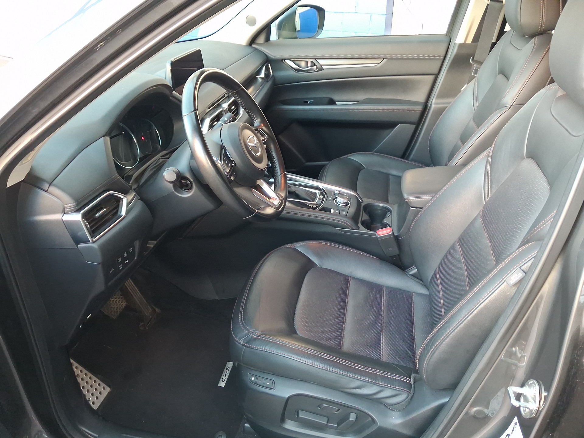 MAZDA CX-5 D 184 Revolution AWD-image-6